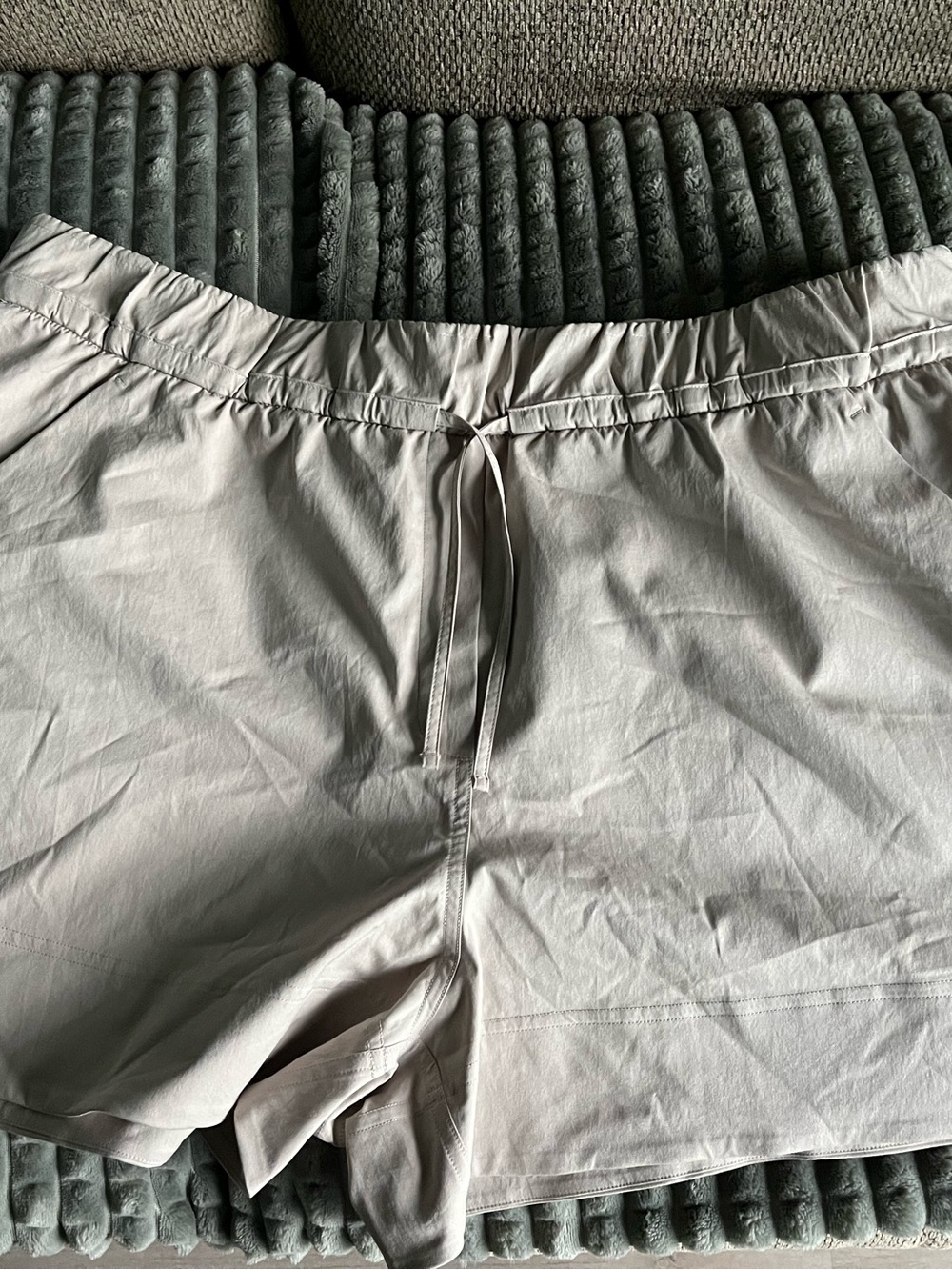 Lululemon Cinchable Waist shorts